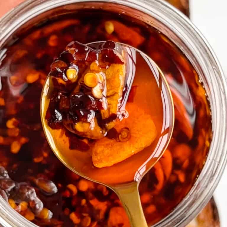 Easy Chili Crisp Recipe (7 Minutes) Cooking For Peanuts