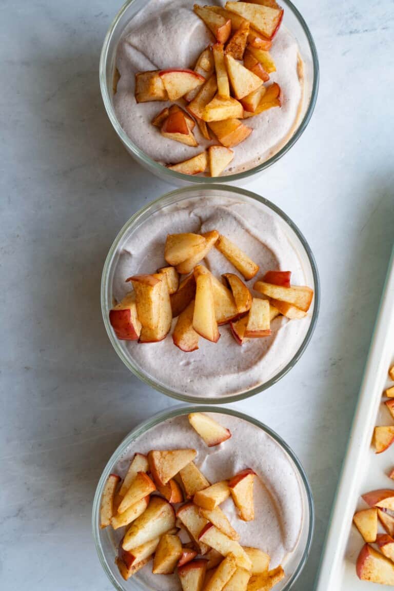 Overnight Oats with Chia Seeds (Apple Cinnamon) Cooking For Peanuts