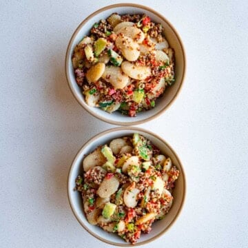 Quinoa White Bean Salad in two bowls.